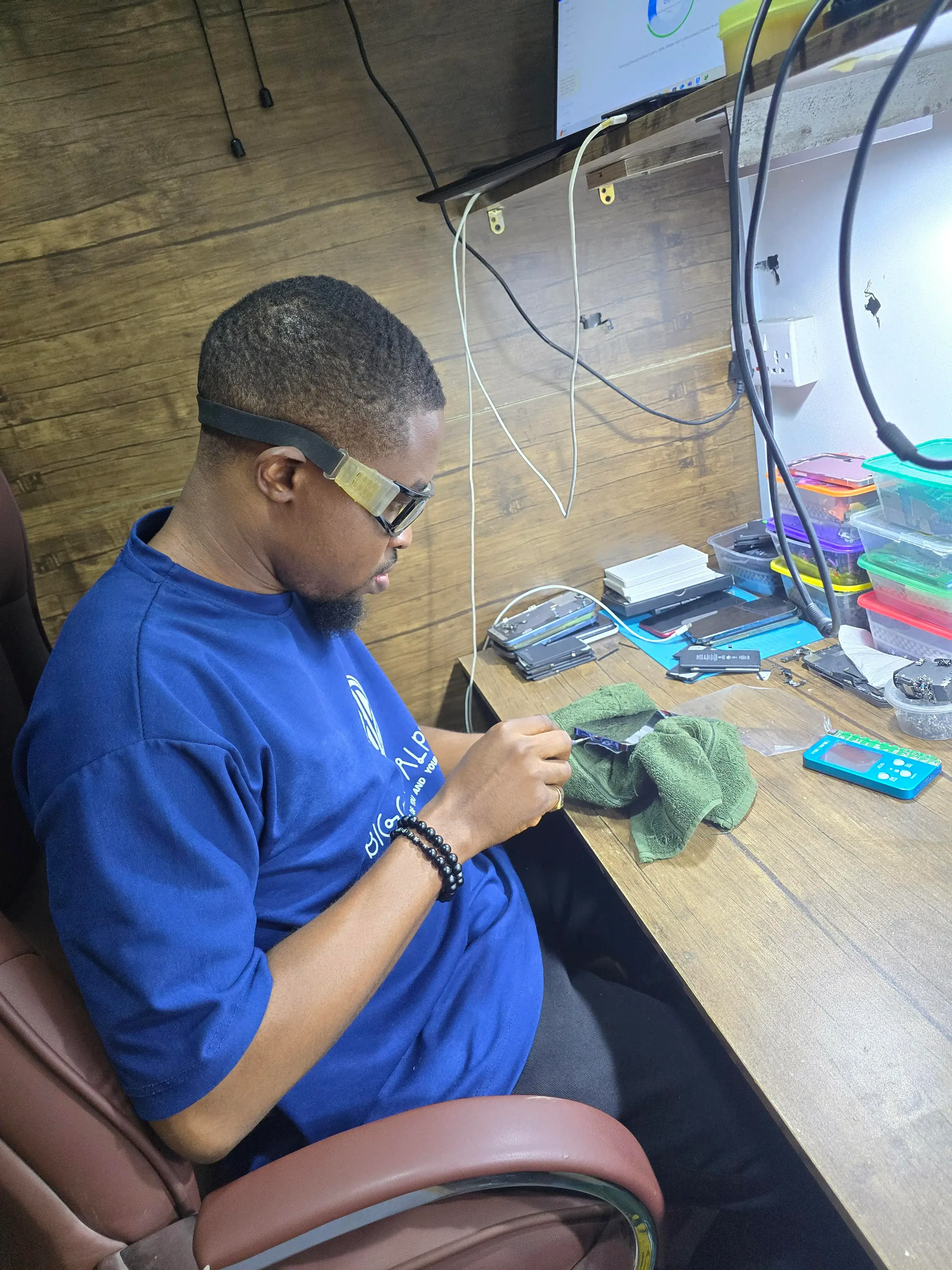 Tech & Digital Services